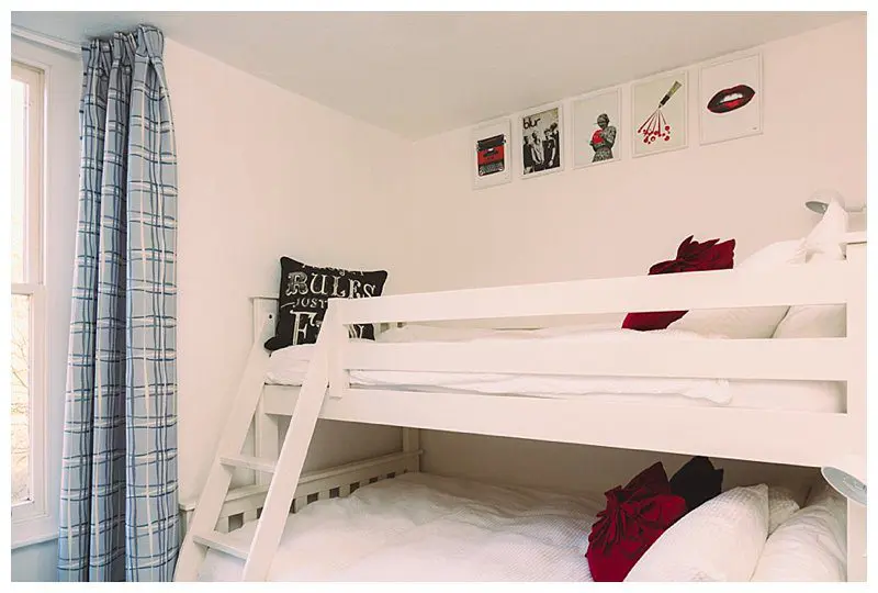 What is a triple bunkbed?