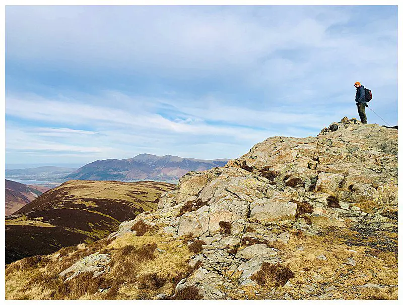 Hiker-Mountain-Peaks.jpg