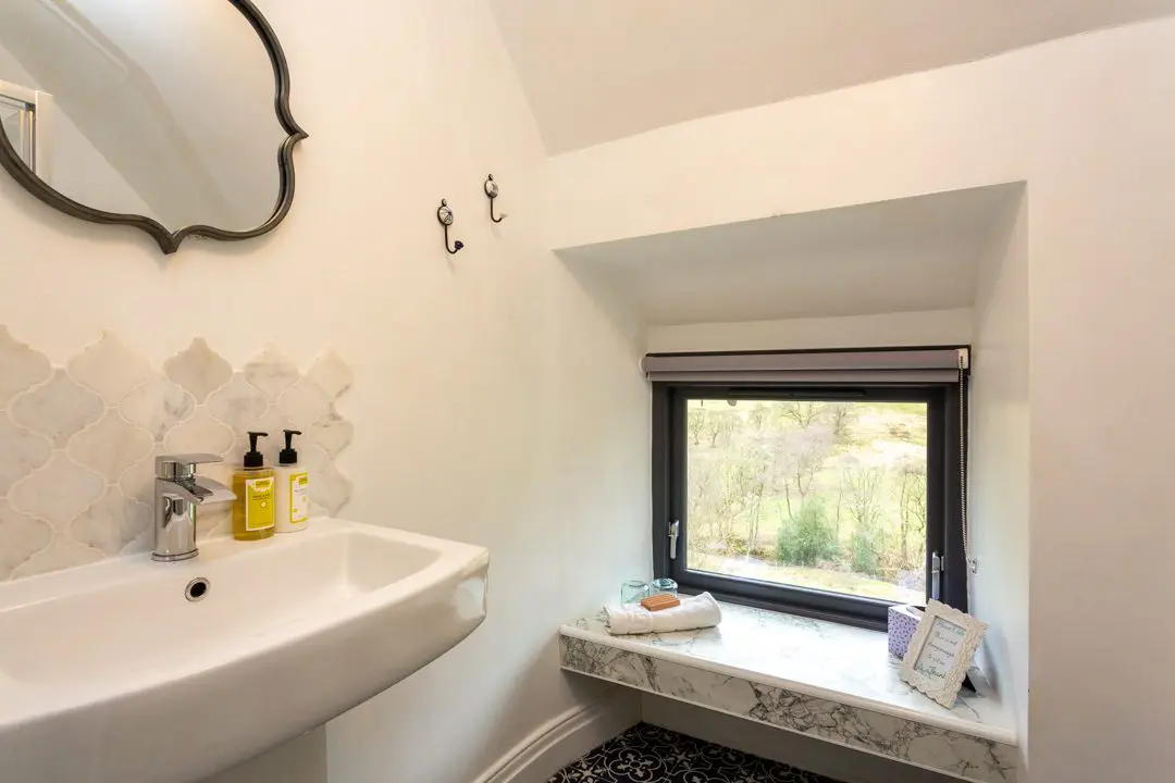 Annapurna Ensuite Bathroom